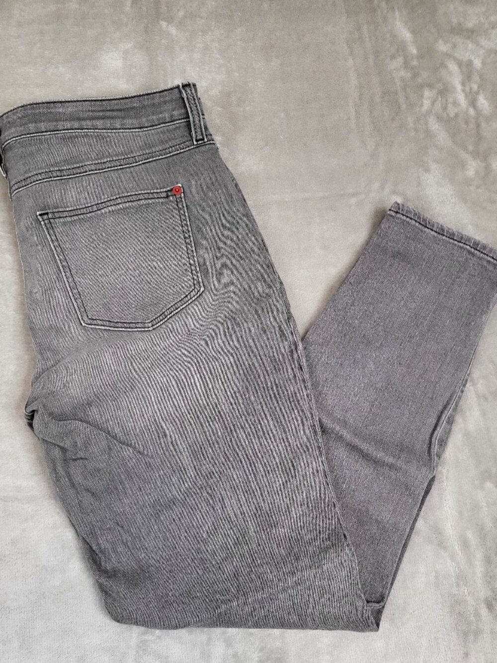 SPANX The Slim-X Skinny Jeans Women's Size 32 Gray Stretch Shaping Denim Skinny